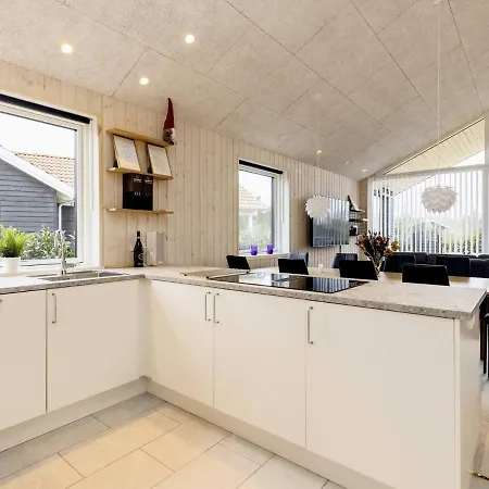 Modern Oasis In Marielyst - By Traum Ferienhaus